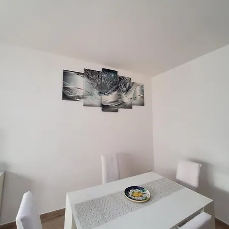 Holiday home Casa Rosellina